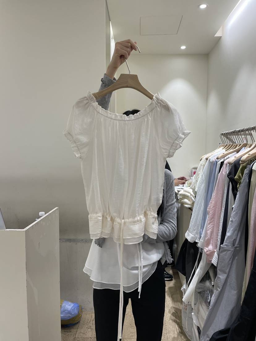 FLOWER-L韓國直郵女裝新款職業推薦時尚人氣熱賣襯衫蕾絲衫FLOWER-L襯衫/蕾絲衫