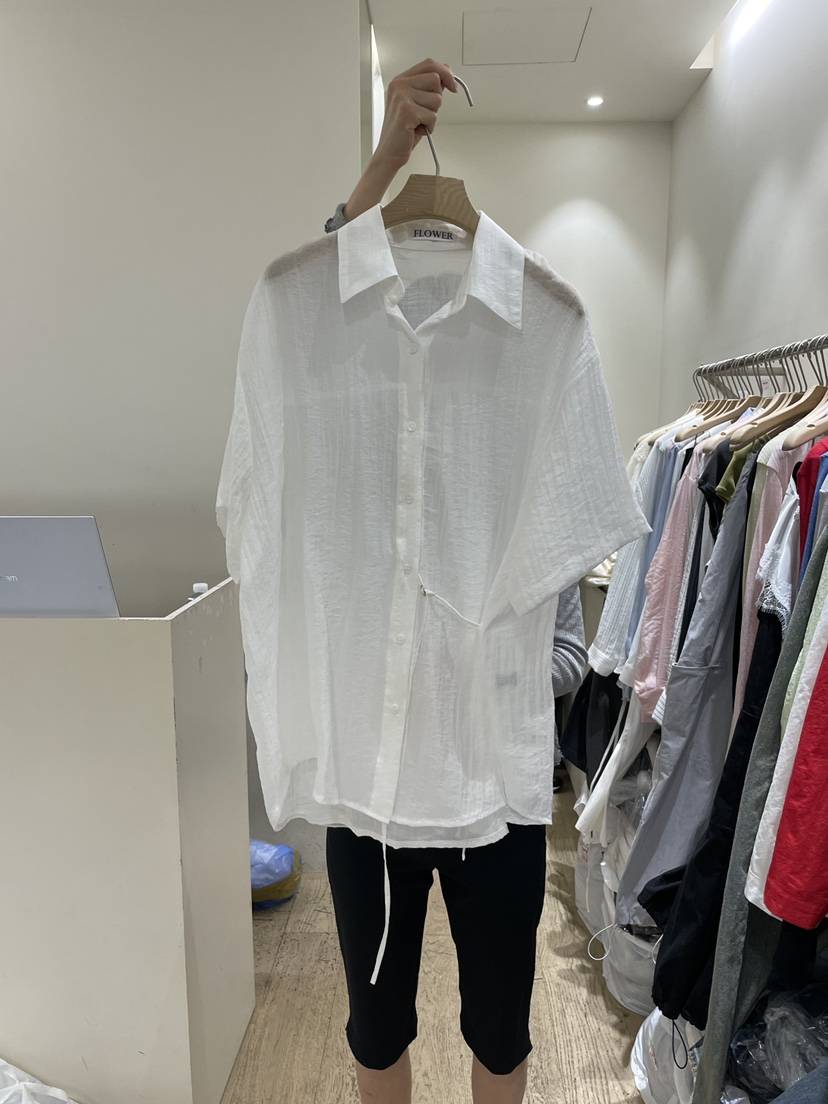 FLOWER-L韓國東大門代購女裝新款時尚26春夏推薦襯衫蕾絲衫FLOWER-L襯衫/蕾絲衫