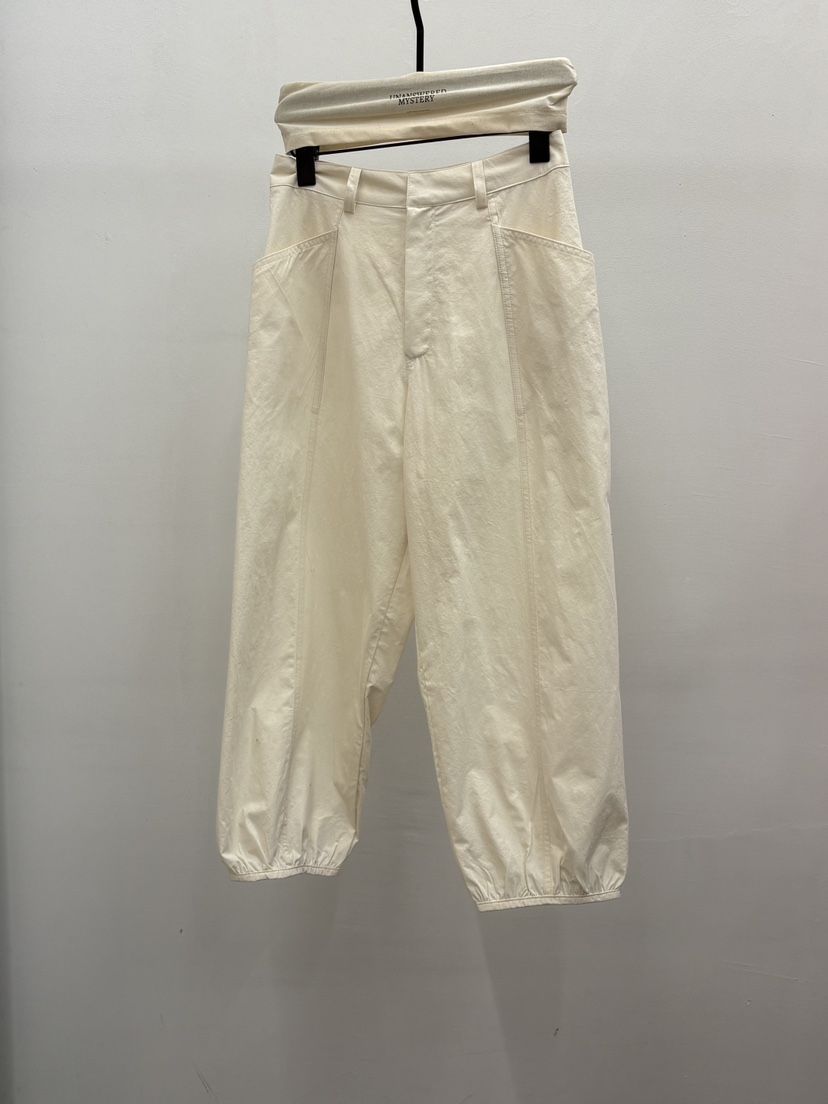 UNANSWERED-MYSTERY/FIFO韓國直郵女士新款熱賣休閑褲褶皺UNANSWERED-MYSTERY/FIFO休閑褲