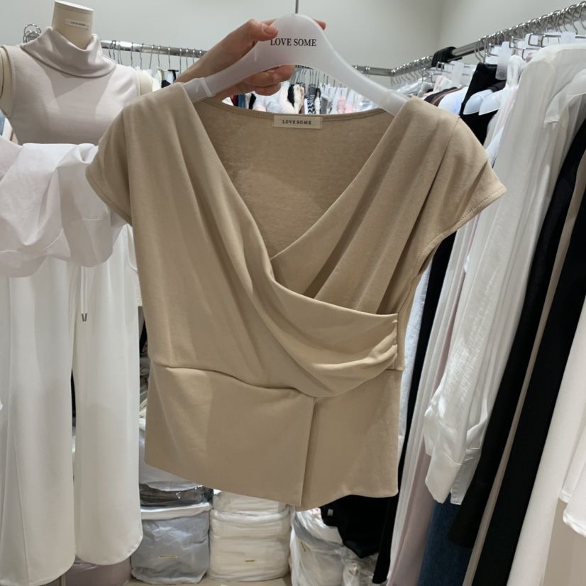LOVE SOME韓國代購女裝新品時尚推薦職業26春夏T恤不對稱LOVE SOMET恤