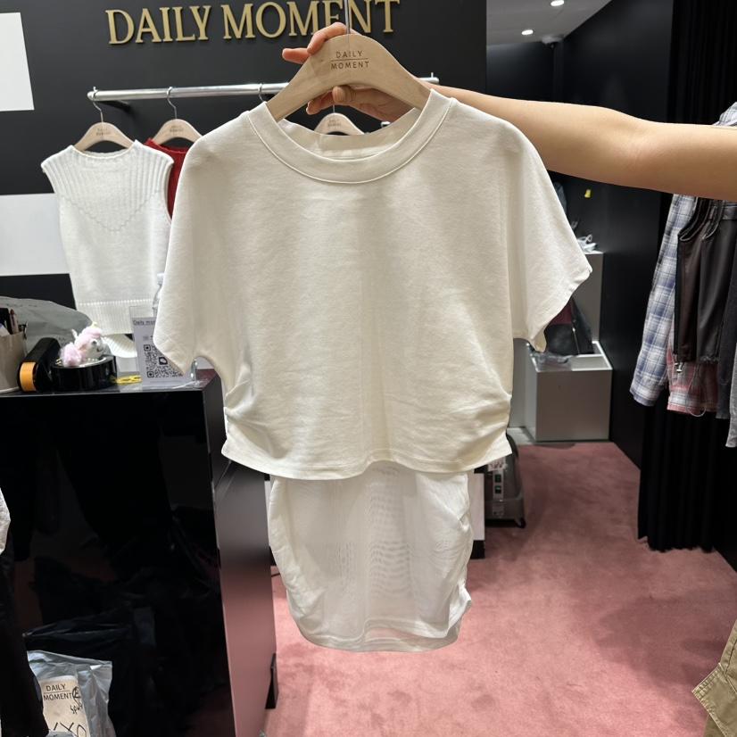DAILY MOMENT東大門直郵女裝新品時尚熱賣職業人氣真品T恤DAILY MOMENTT恤