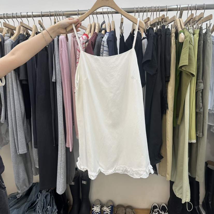 DELIGHT-L韓國直郵實拍女裝新品熱賣26春夏連衣裙荷葉邊DELIGHT-L連衣裙