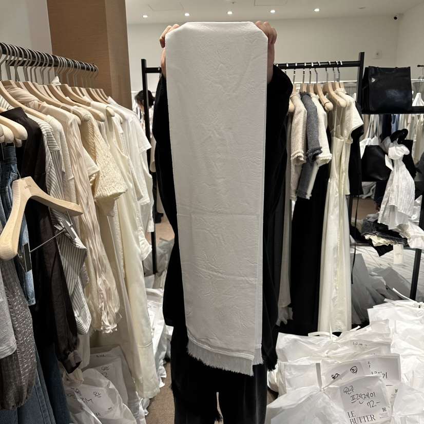 LE BUTTER韓國直郵實拍女裝新款推薦休閑人氣圍巾披肩圍巾LE BUTTER圍巾/披肩