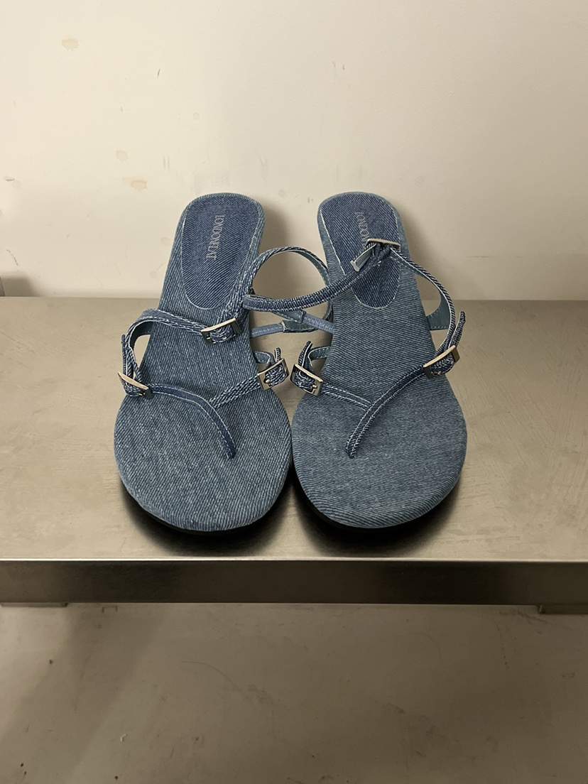 LONDON FLAT韓國東大門直郵女裝新款熱賣休閑推薦涼鞋拖鞋LONDON FLAT涼鞋/拖鞋