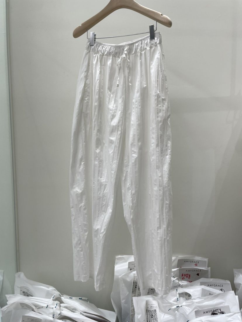 AMY GRACE-A韓國東大門直郵女士新款人氣休閑休閑褲褶皺AMY GRACE-A休閑褲