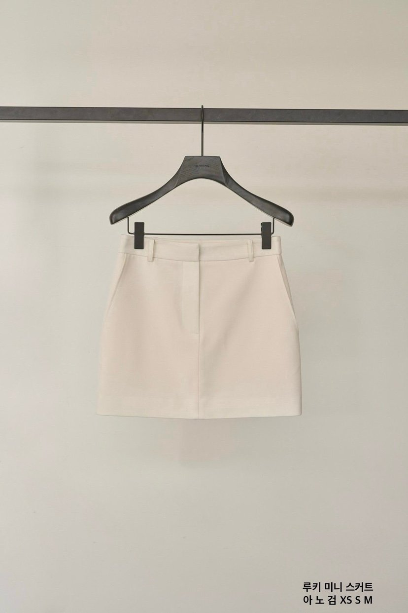 BLOSSOM韓國直郵實拍女裝新品推薦休閑熱賣時尚26春夏短裙BLOSSOM短裙