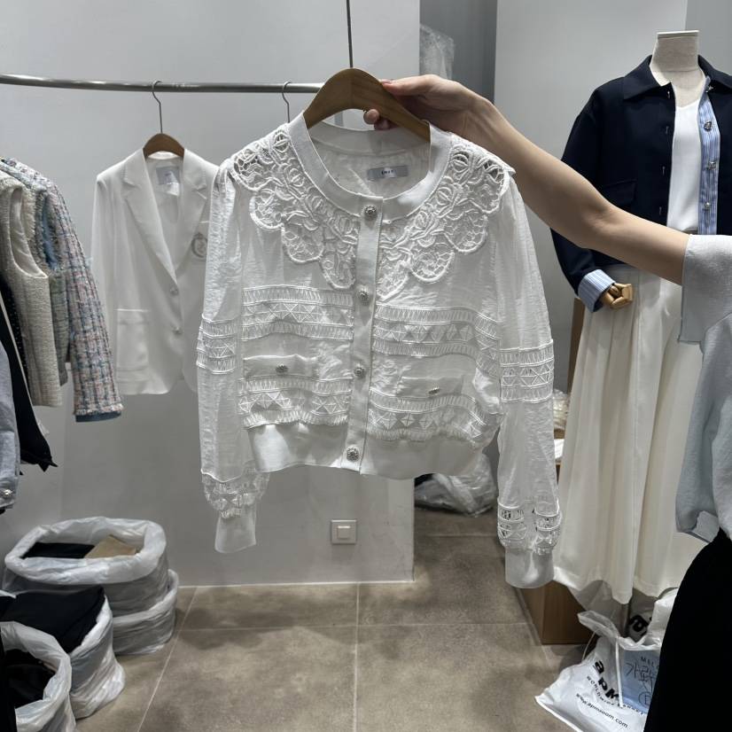ENVY韓國東大門直郵女士新款休閑時尚職業26春夏襯衫蕾絲衫ENVY襯衫/蕾絲衫