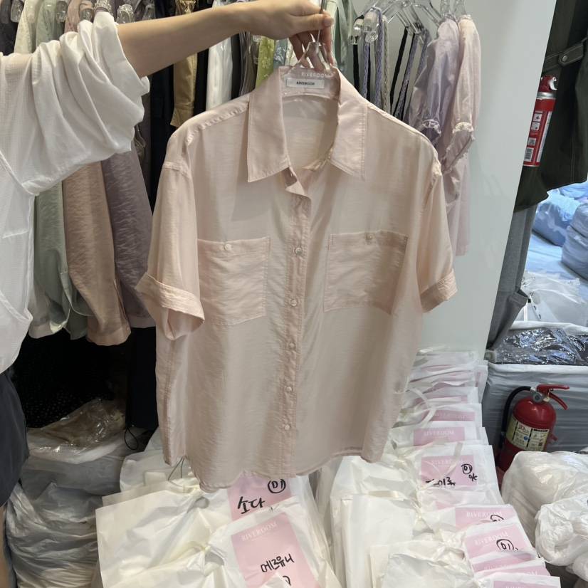 RIVEROOM東大門實拍女裝新品熱賣真品時尚推薦襯衫蕾絲衫RIVEROOM襯衫/蕾絲衫