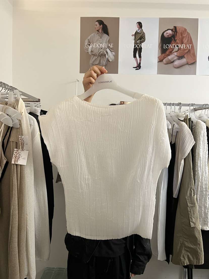 LONDON FLAT東大門代購女士新款26春夏時尚人氣熱賣T恤褶皺LONDON FLATT恤
