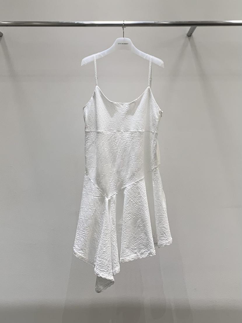LOVE MOMENT韓國直郵女裝新品休閑26春夏連衣裙不對稱透視LOVE MOMENT連衣裙