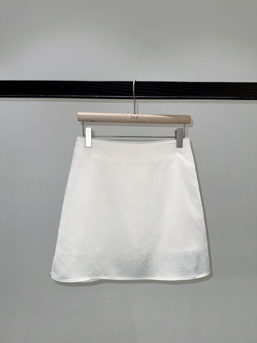 NDE韓國東大門代購女裝新款時尚職業推薦26春夏熱賣人氣短裙BOHEME_NDE短裙