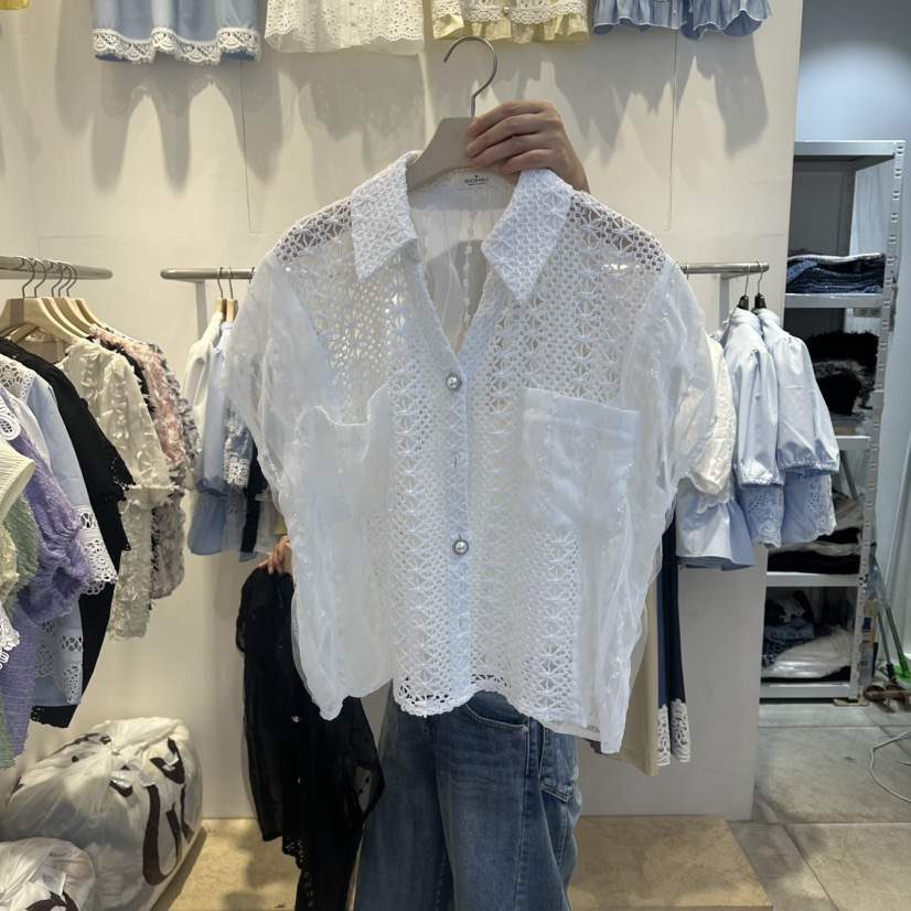 LADYBUG/ADORABLE韓國東大門直郵女裝新款職業襯衫蕾絲衫絨ADORABLE/LADYBUG襯衫/蕾絲衫