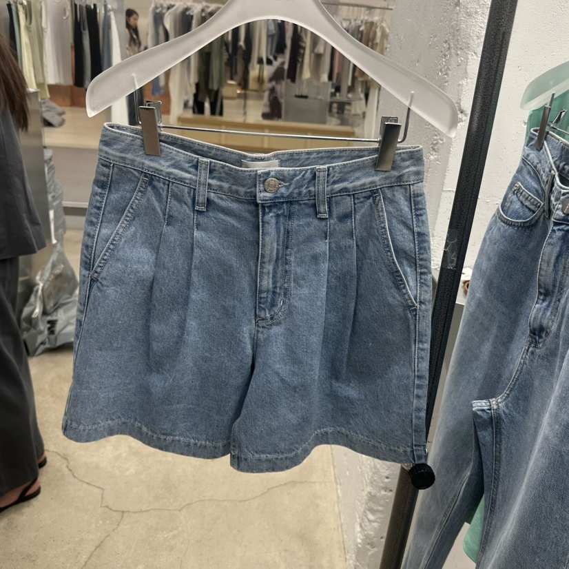 HELVETICA韓國直郵女士新品26春夏休閑熱賣時尚職業人氣短褲HELVETICA短褲