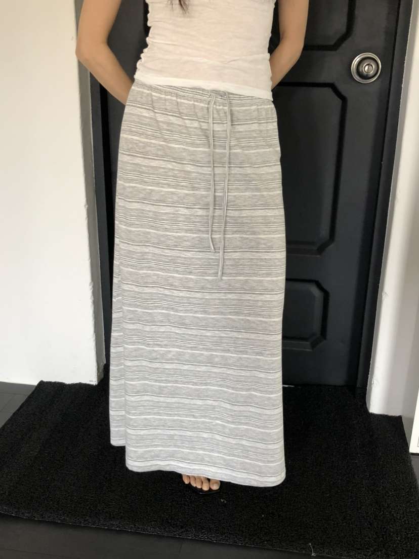 TORRE韓國直郵女裝新品時尚熱賣職業休閑26春夏推薦人氣長裙TORRE長裙