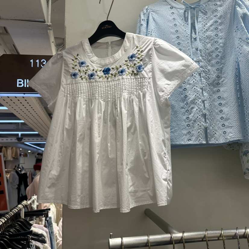 BIKINI韓國東大門代購女裝新款休閑時尚推薦襯衫蕾絲衫刺繡BIKINI襯衫/蕾絲衫