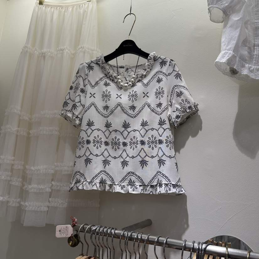 BIKINI韓國東大門直郵女士新品時尚襯衫蕾絲衫不含項鏈刺繡BIKINI襯衫/蕾絲衫