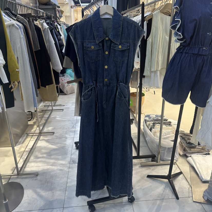 HOT PLACE/DREAM GIRIS/HOT ISSUE韓國東大門代購女裝新款人氣連衣裙開衩HOT PLACE/DREAM GIRIS/HOT ISSUE連衣裙