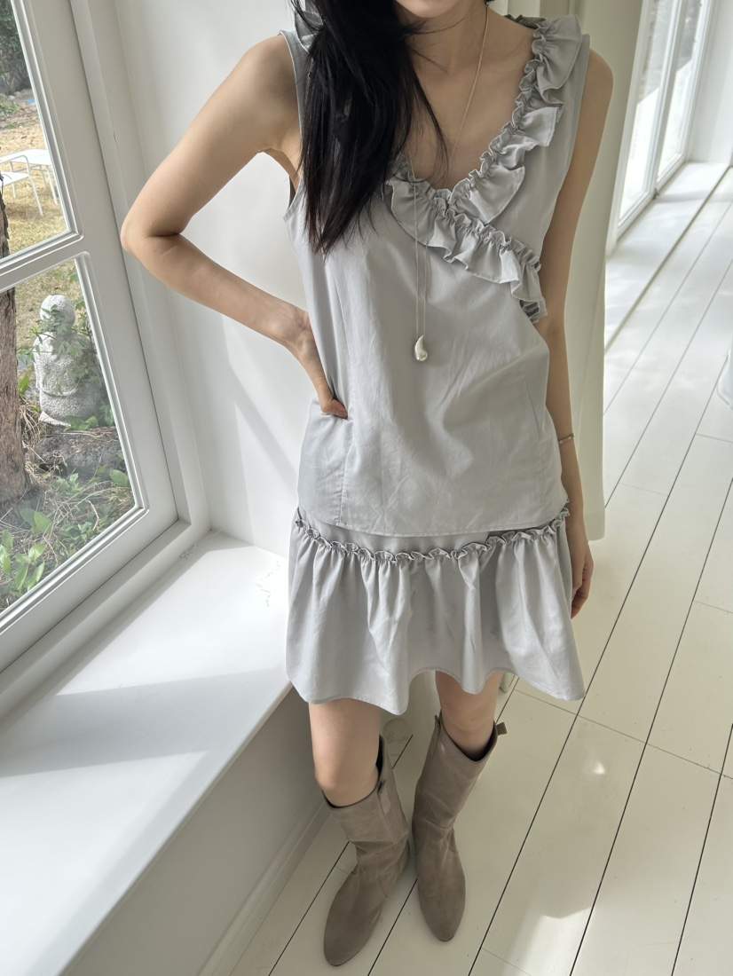 ME MO韓國直郵實拍女裝新品休閑襯衫蕾絲衫不含項鏈荷葉邊ME MO襯衫/蕾絲衫