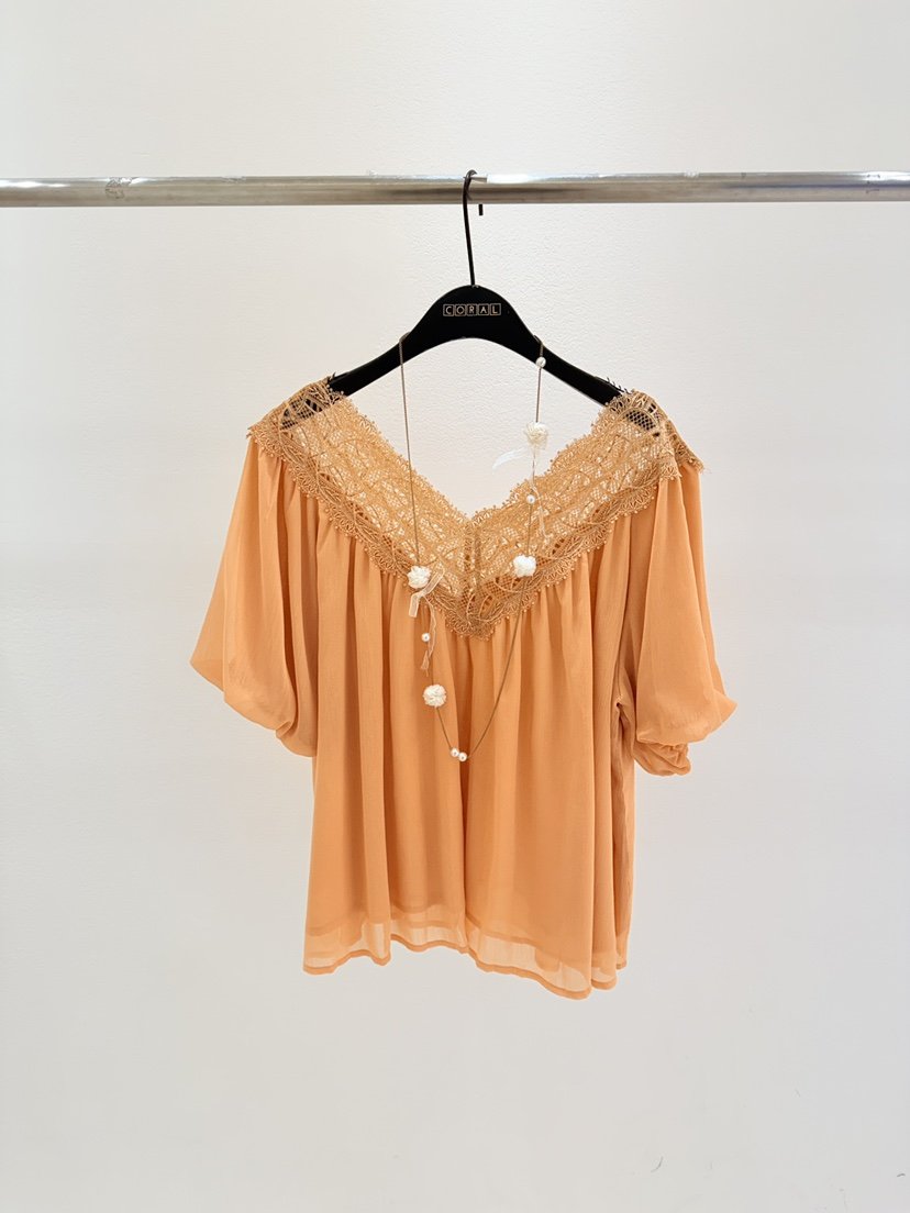 CORAL韓國代購女裝新品推薦休閑時尚襯衫蕾絲衫不含項鏈蕾絲CORAL襯衫/蕾絲衫