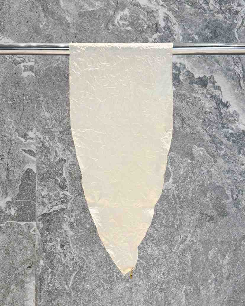 ROOKIE BUD韓國直郵女裝新品職業26春夏時尚圍巾披肩褶皺緞ROOKIE BUD-L圍巾/披肩