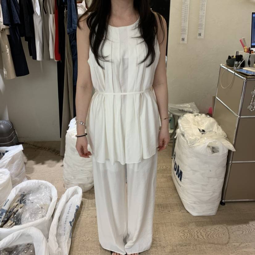 W AND J韓國直郵實拍女裝新款時尚推薦熱賣職業套裝含腰繩W AND J套裝