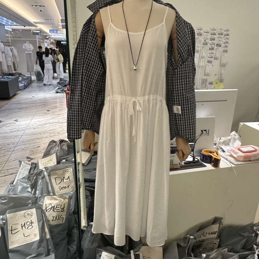 TIZZI韓國東大門代購女裝新品休閑職業熱賣人氣時尚連衣裙TIZZI連衣裙