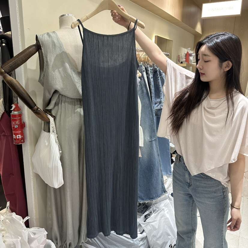 VINTAGE VIBE韓國東大門直郵女士新款推薦人氣連衣裙褶裥VINTAGE VIBE連衣裙