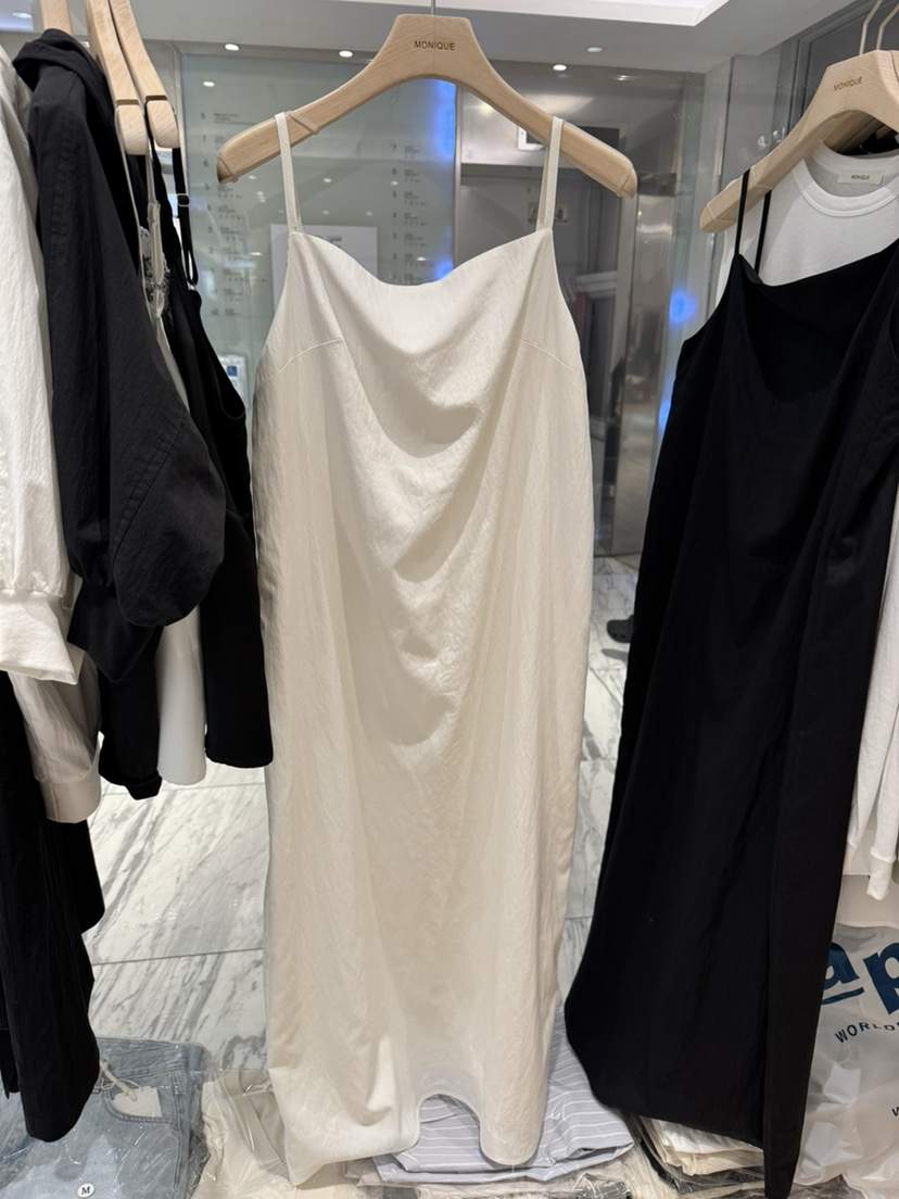 MONIQUE韓國直郵實拍女士新款26春夏休閑人氣推薦時尚連衣裙MONIQUE連衣裙