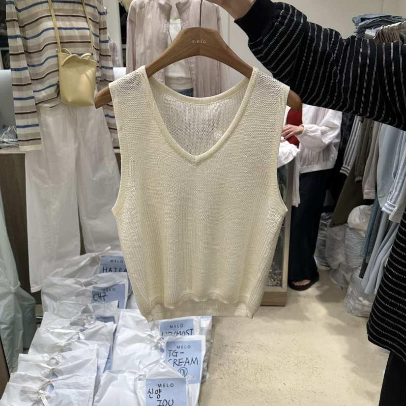 MELO韓國東大門直郵女裝新品職業熱賣推薦時尚人氣吊帶背心MELO吊帶/背心