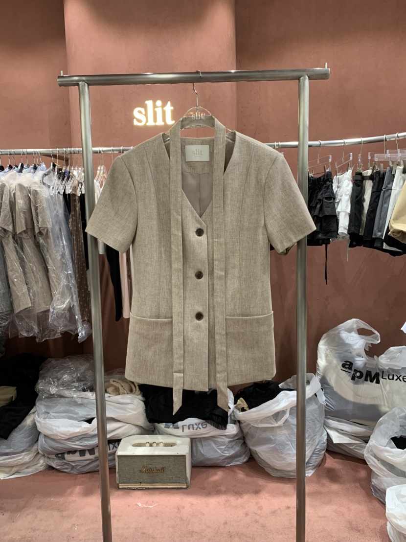 SLIT韓國東大門代購女裝新款26春夏休閑時尚推薦夾克含腰帶SLIT夾克