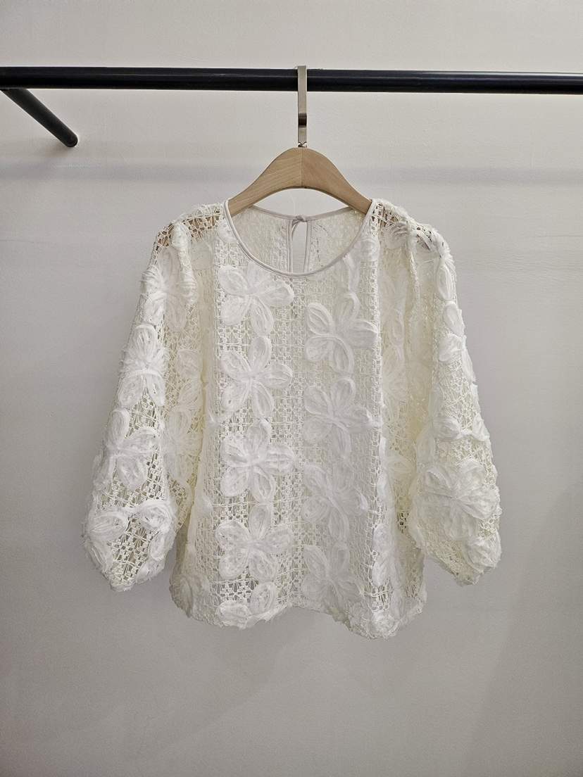 JENNY 1976韓國代購女裝新品熱賣推薦襯衫蕾絲衫花朵蕾絲JENNY 1976襯衫/蕾絲衫