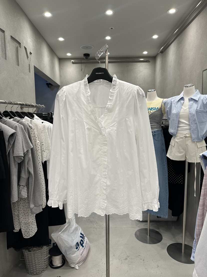 CELEBRITY-A韓國代購女士新品職業休閑熱賣襯衫蕾絲衫蕾絲CELEBRITY-A襯衫/蕾絲衫