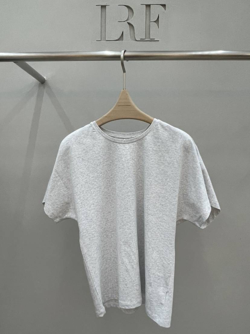 PLUS HONG-P韓國直郵女裝新品休閑真品熱賣時尚26春夏T恤LORA FAMILY/PLUS HONGT恤