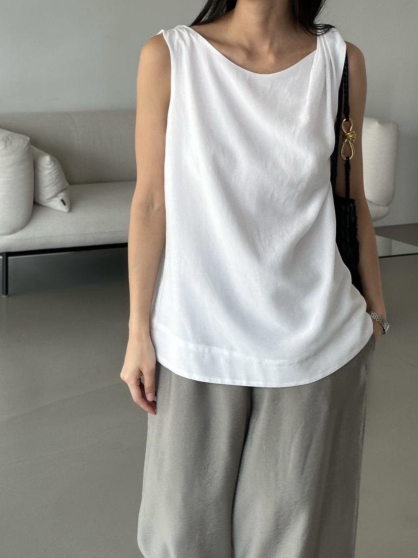 LE VASE韓國直郵女士新品職業推薦時尚人氣26春夏吊帶背心LE VASE吊帶/背心