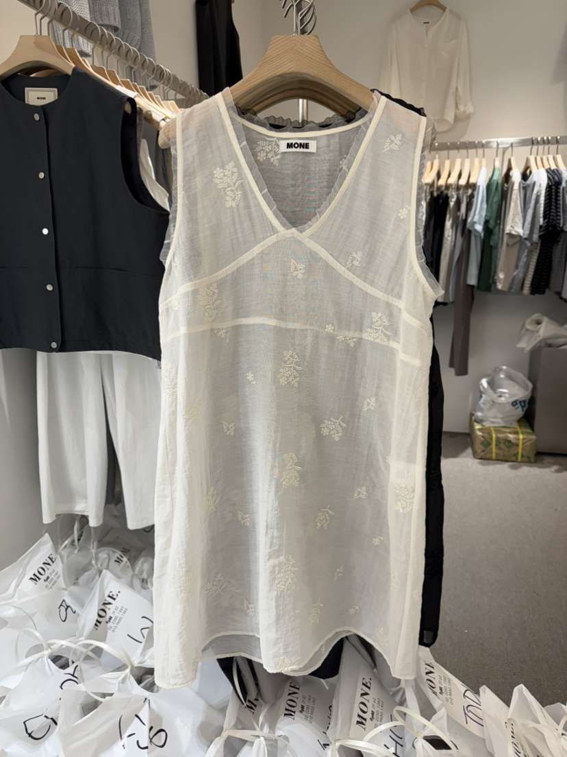 MONE-A韓國直郵女裝新款人氣推薦職業熱賣時尚休閑連衣裙MONE-A連衣裙