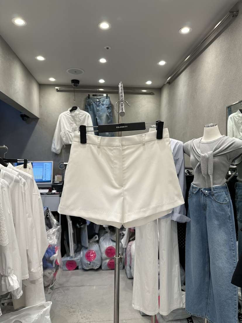 CELEBRITY-A韓國東大門代購女裝新品人氣26春夏熱賣短褲CELEBRITY-A短褲