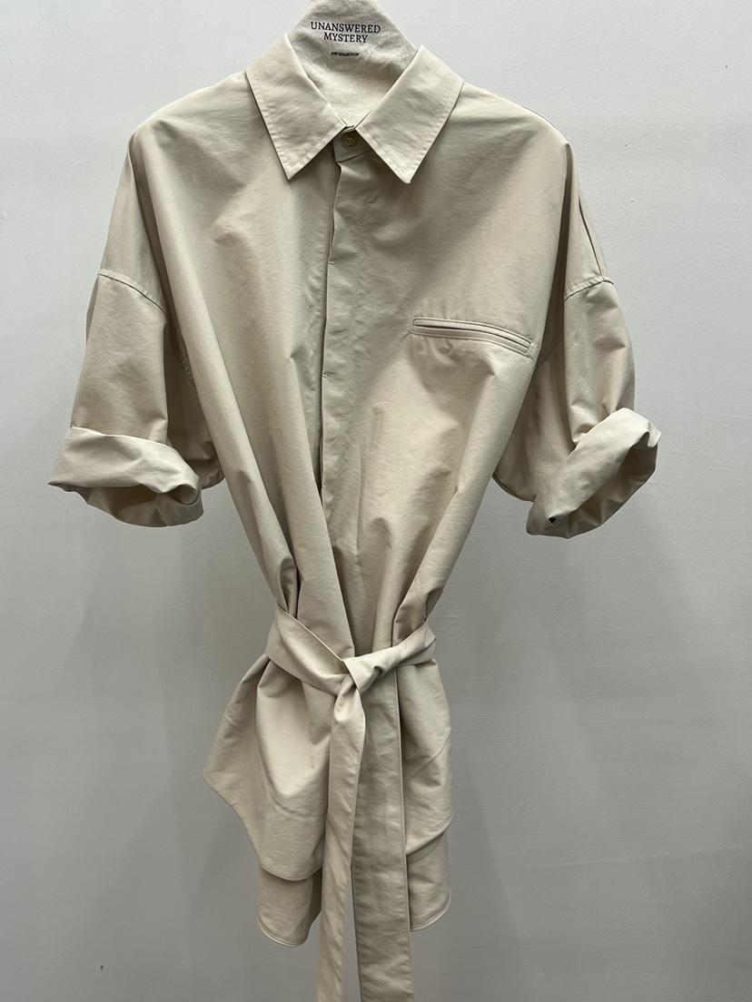 UNANSWERED-MYSTERY/FIFO韓國直郵實拍女裝新款26春夏襯衫蕾絲衫含腰帶UNANSWERED-MYSTERY/FIFO襯衫/蕾絲衫