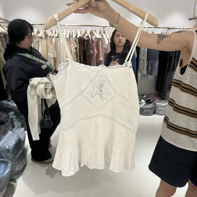 CONNAUGHT/DAILYJUD韓國東大門代購女裝新品時尚吊帶背心褶裥CONNAUGHT/DAILYJUD吊帶/背心