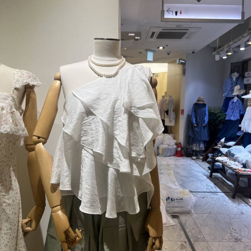 TYCHE韓國直郵女士新款熱賣26春夏人氣時尚休閑襯衫蕾絲衫TYCHE襯衫/蕾絲衫