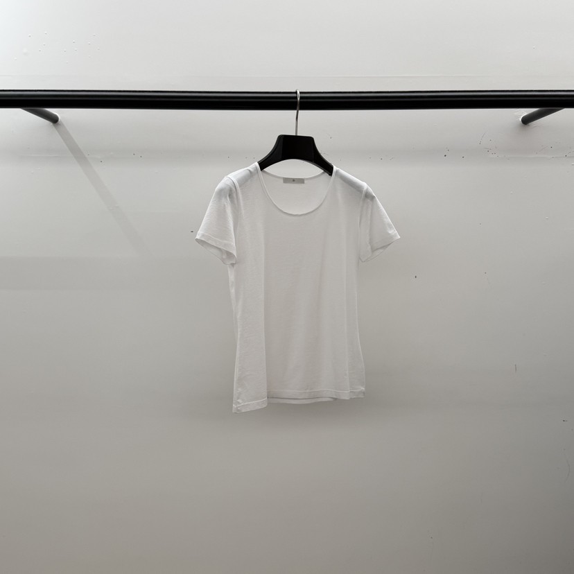 ID韓國直郵實拍女士新品職業推薦時尚人氣26春夏休閑T恤緞面IDT恤