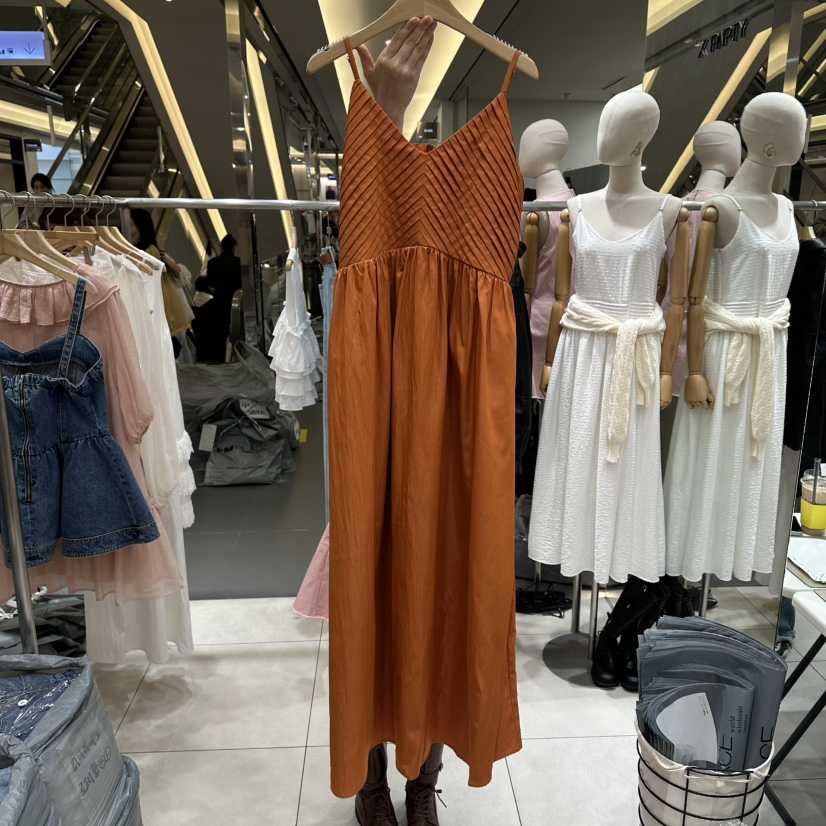 XPARTY韓國東大門直郵女士新款職業休閑時尚推薦連衣裙褶裥XPARTY連衣裙