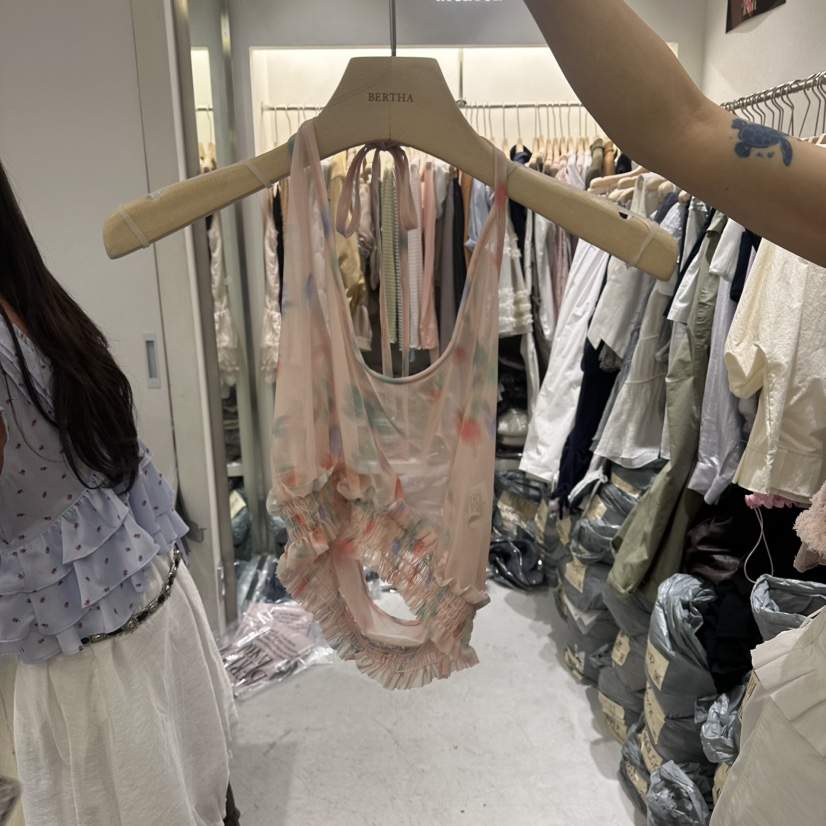 BERTHA韓國東大門直郵女士新品休閑吊帶背心不含內搭花朵透明BERTHA吊帶/背心