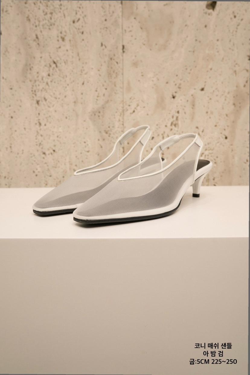 BLOSSOM韓國直郵女裝新品人氣推薦職業26春夏涼鞋拖鞋網眼BLOSSOM涼鞋/拖鞋