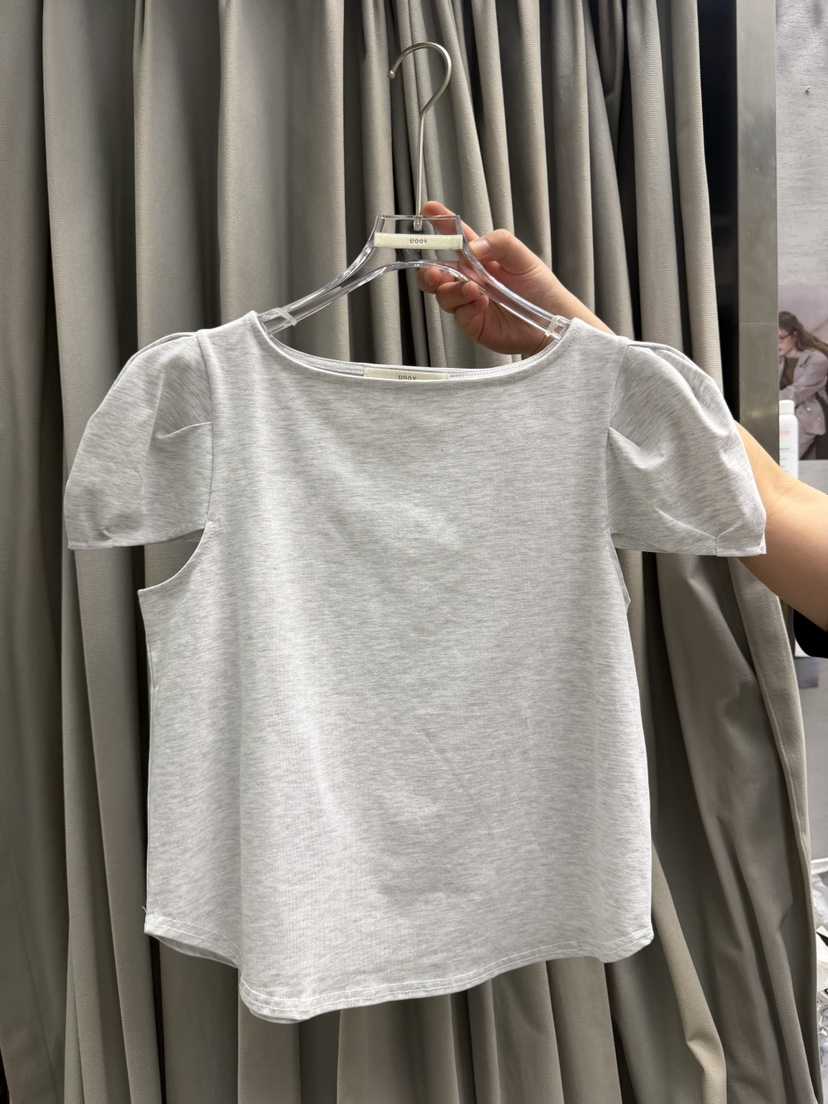 UOOV韓國東大門直郵女裝新品休閑時尚熱賣26春夏職業人氣T恤UOOVT恤