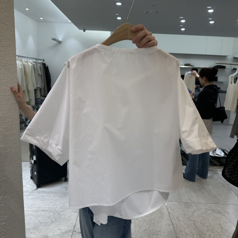 BLUEI-D/N SHARP韓國直郵實拍女裝新品時尚襯衫蕾絲衫Blue i-d/N SHARP襯衫/蕾絲衫