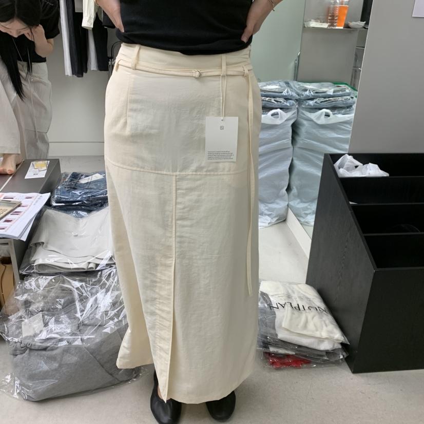 NUTPLAN韓國東大門代購女士新品熱賣職業時尚推薦長裙含腰繩NUTPLAN長裙