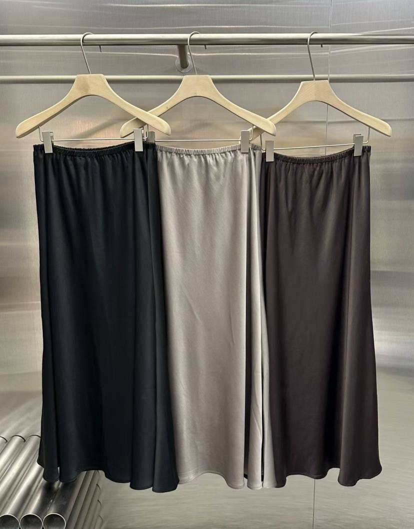 VELVET UNDERGROUND韓國東大門代購女裝新款熱賣半身裙中短裙絲綢VELVET UNDERGROUND半身裙/中短裙