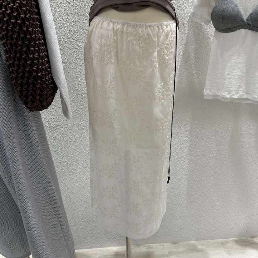 LUCY SALON韓國直郵女裝新品26春夏人氣推薦時尚熱賣長裙LUCY SALON長裙