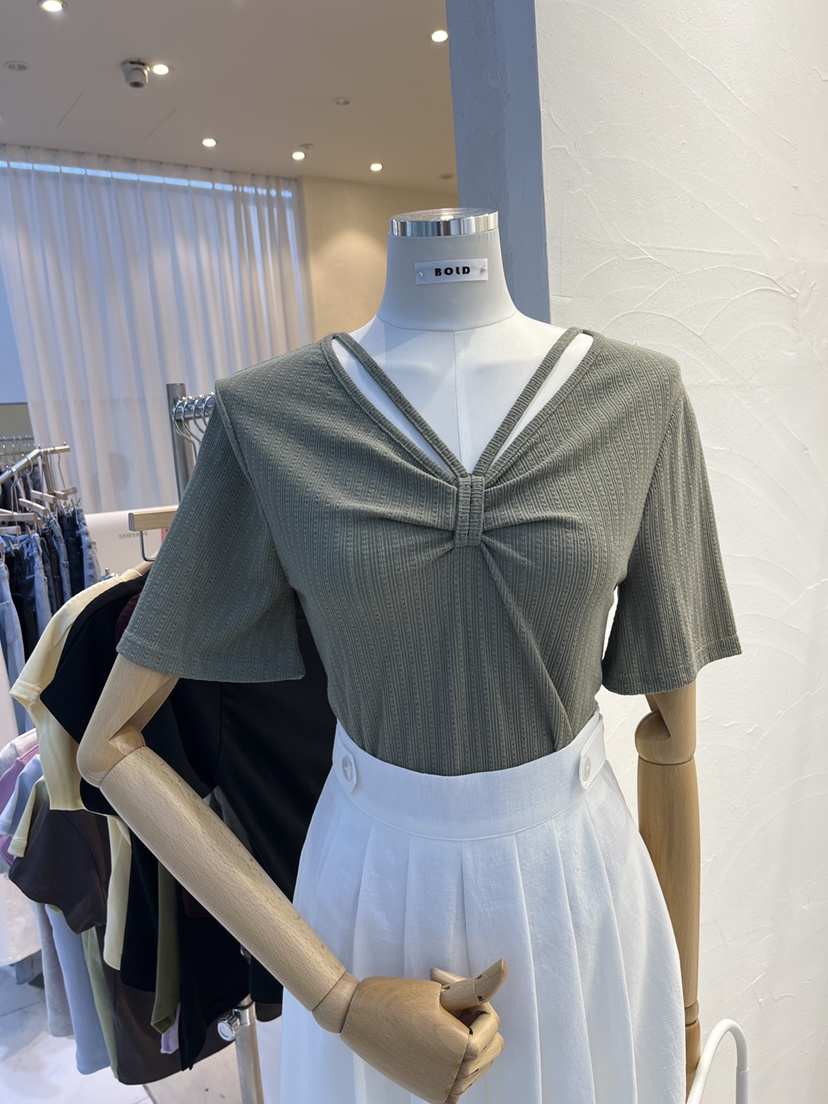 BOLD韓國東大門直郵女裝新品職業26春夏推薦休閑熱賣人氣T恤BOLDT恤