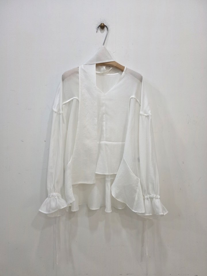 LE MIU韓國東大門代購女士新品時尚職業26春夏，26夏季襯衫蕾絲衫LE_MIU襯衫/蕾絲衫